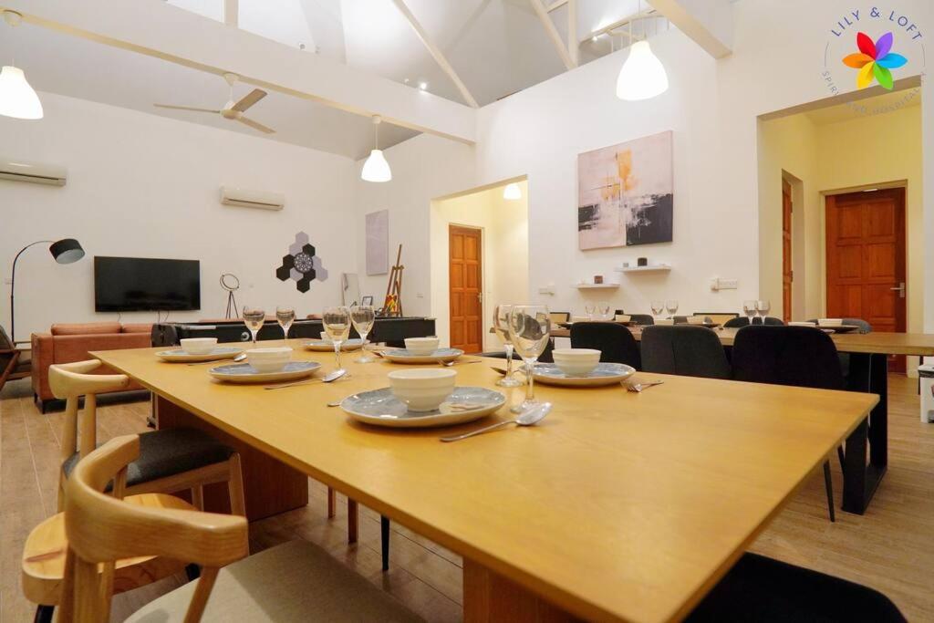 30p White House Retreat - Pool & Event Hall Vila *