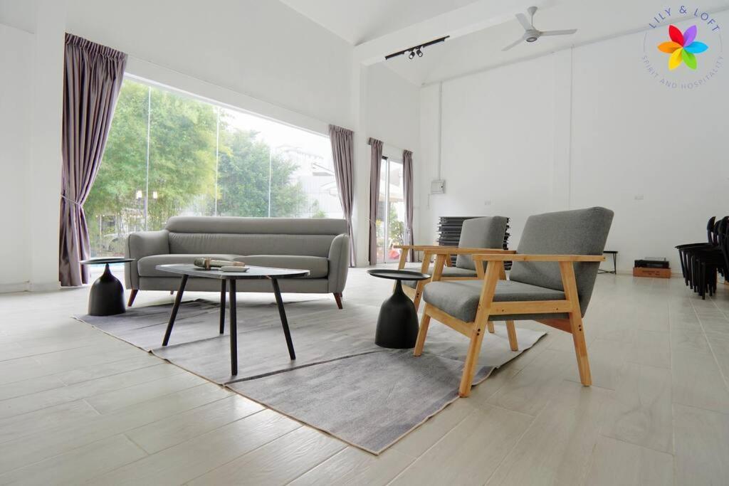 30p White House Retreat - Pool & Event Hall Vila *