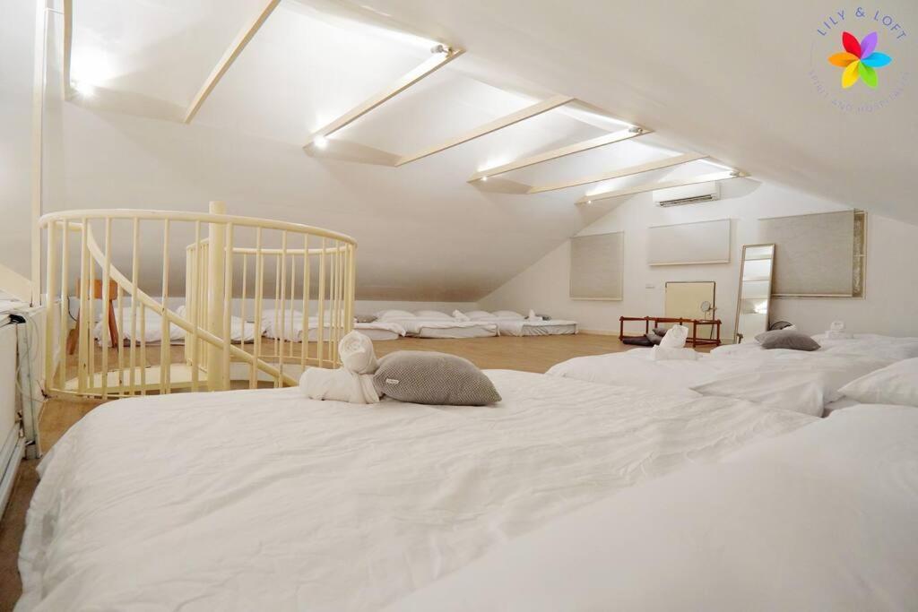 Vila 30p White House Retreat - Pool & Event Hall